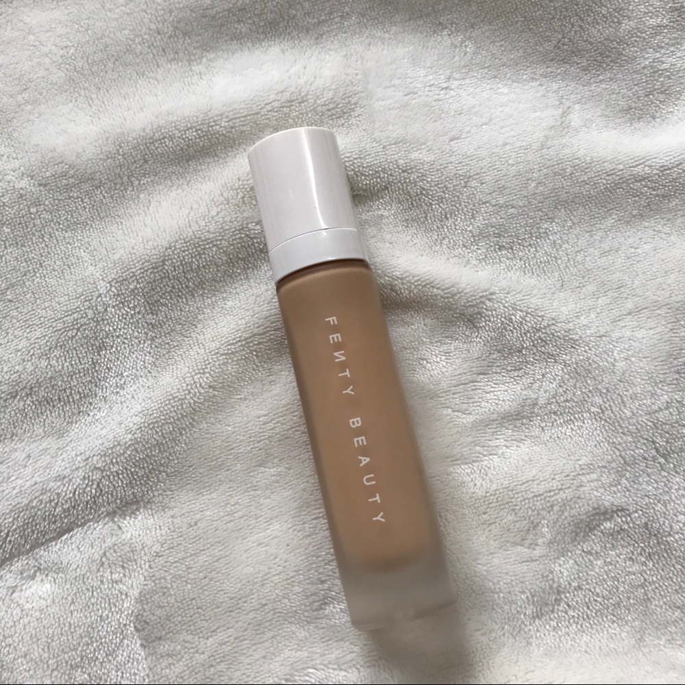 Fenty Beaty Pro Filt’r Foundation In 260